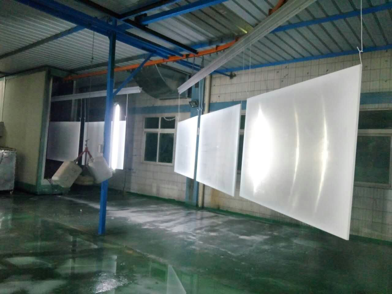 天津地鐵一號(hào)線水性環(huán)保涂料